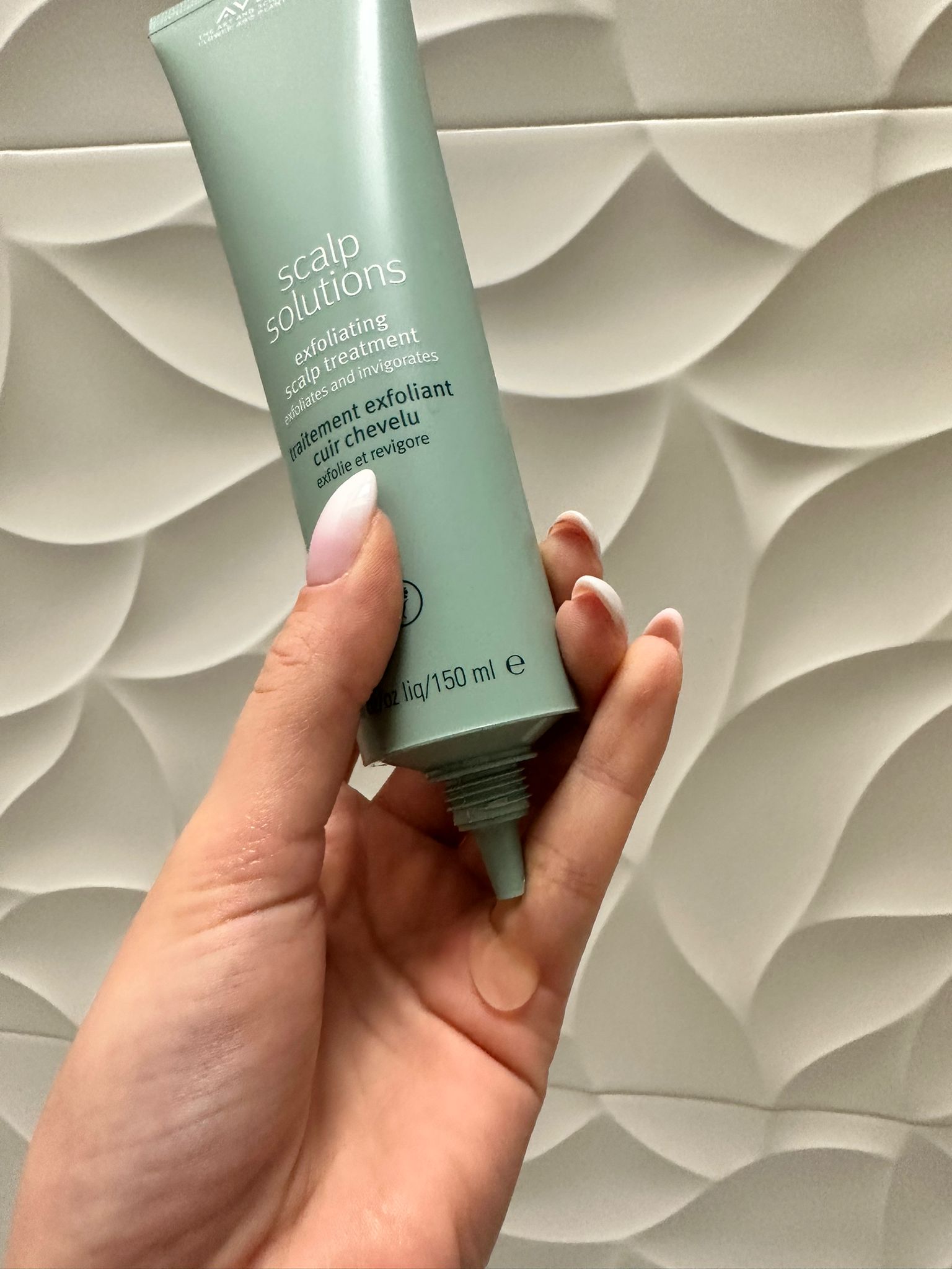 scalp solutions exfoliating aveda