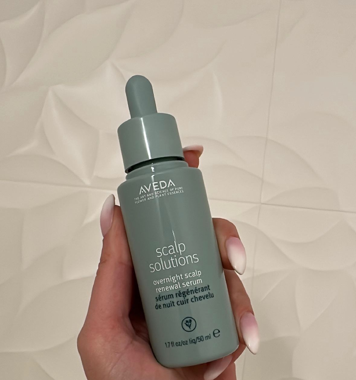 Scal Solutions Overnight serum Aveda